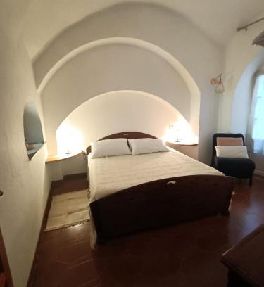 Castelbianco Apartment | House of the Arches