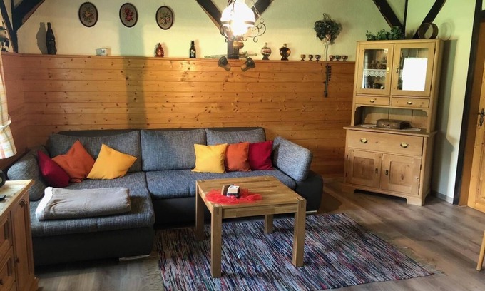 Hauzenberg Apartment | House on the mountain meadow with wood-burning stove