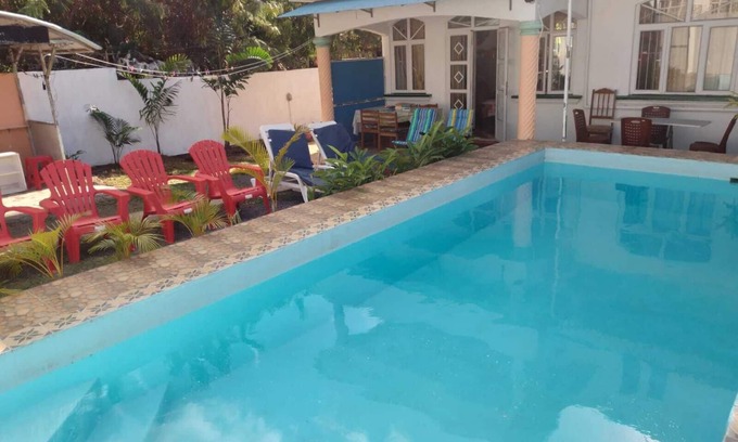 Grand-Baie House | House/PRIVATE POOL , wifi, jacuzzi/spa ,alarm, canal+ near sea