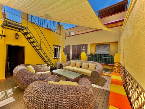 Triana Villa | House -Rooftop&Jacuzzi -StayInSeville