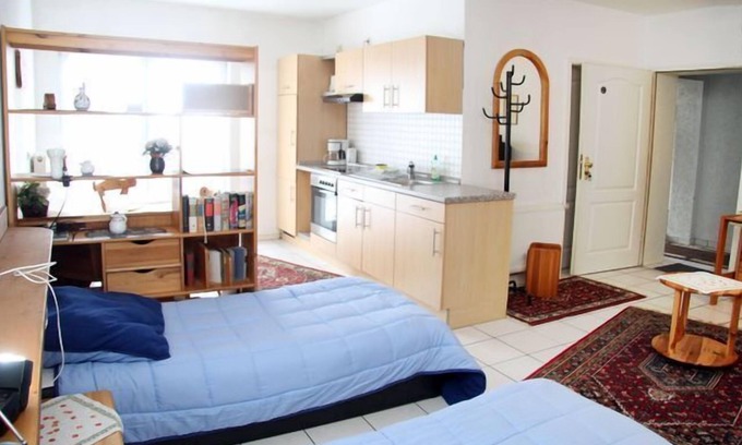 Wernborn House | House 'U', for 10 - 15 people, 25km to Frankfurt / M - North