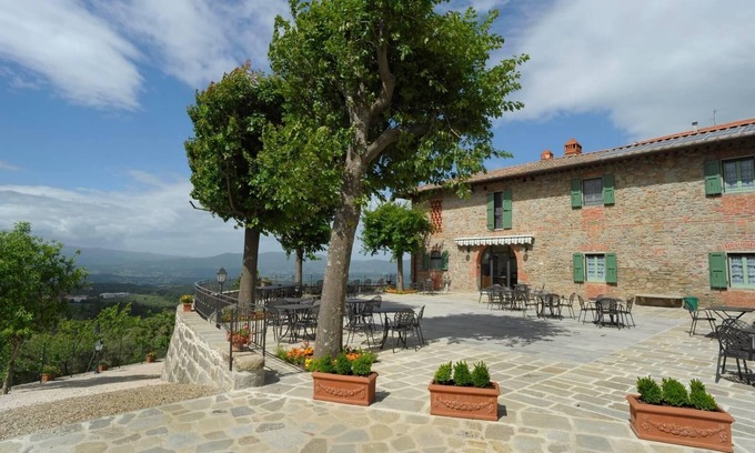 Pietrapiana House | House with 3 double rooms, plus 1 triple room each with private bathroom