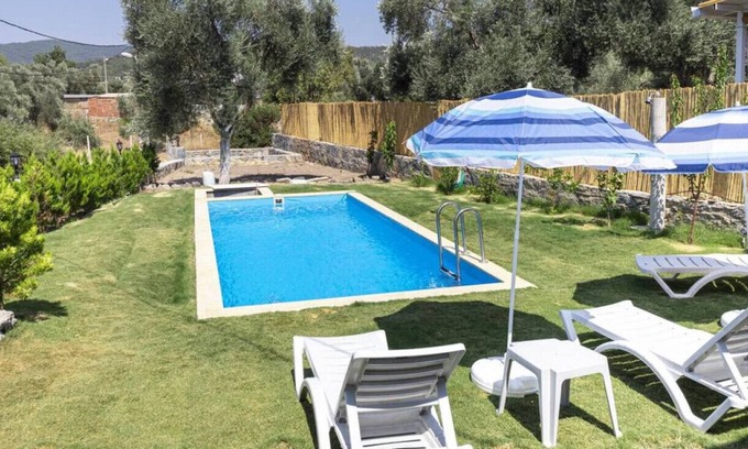 Yaliciftlik Villa | House with Garden and Private Pool in Bodrum