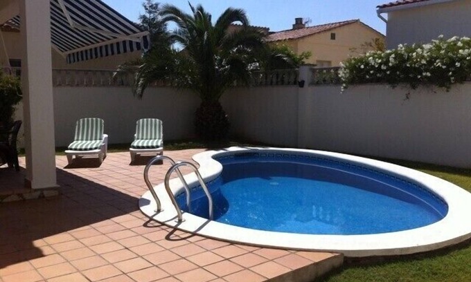 L'Escala House | House with private pool and garden in L'Escala at 1500 m of the beach