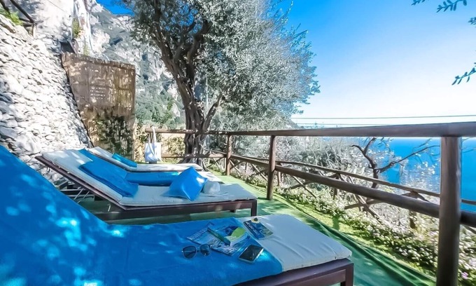 Laurito Villa | House with terrace and sea views, Positano