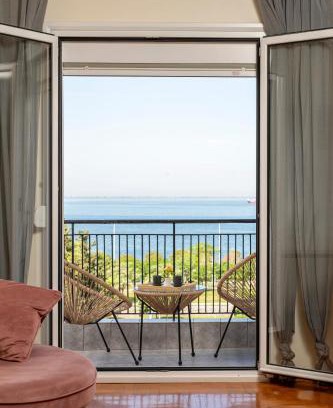 Thessaloniki Apartment | Houseloft Seaside Getaway