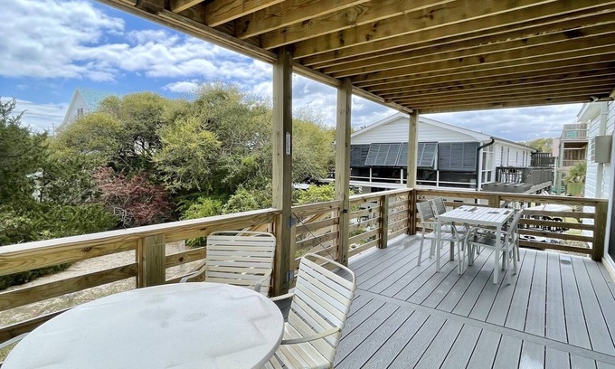 Topsail Beach House | How it Usta Be |4BR |2BA Topsail Beach Cottage