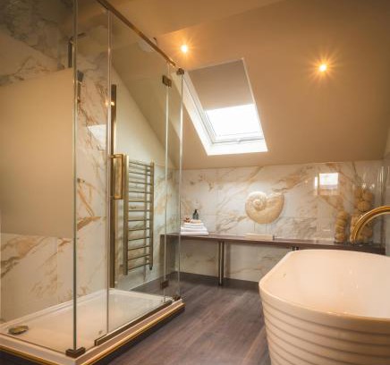 Merthyr Tydfil Hotel | Howfield Hotel