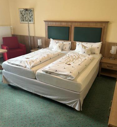 Safferstetten Hotel | Hubertushof Hotel garni