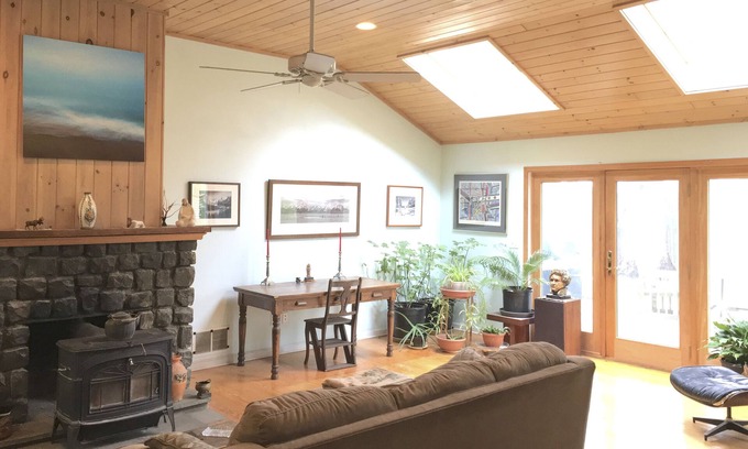 Red Hook House | Hudson Valley Artist Sanctuary