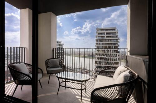 Savski Venac Apartment | Huge 3 Bedroom Apartment With River View