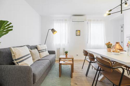Leon Blum - Bon Coin Apartment | Hugo - appartement 4 personnes - check in h24 - wifi