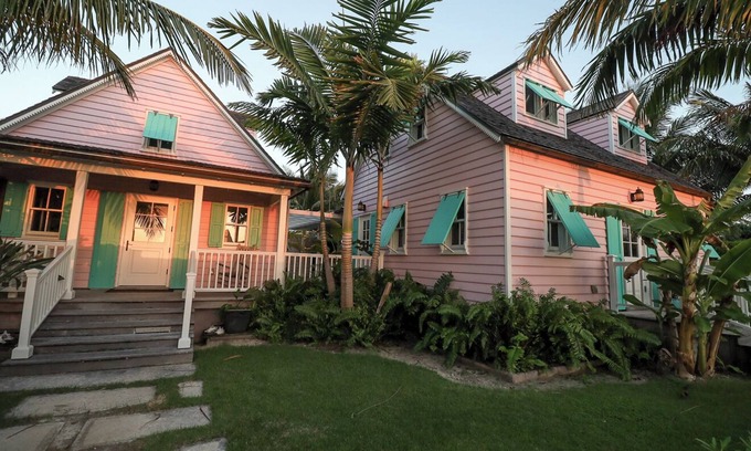 Hope Town Cottage | Hummingbird Cottages-An Oceanfront Retreat Located in Hope Town