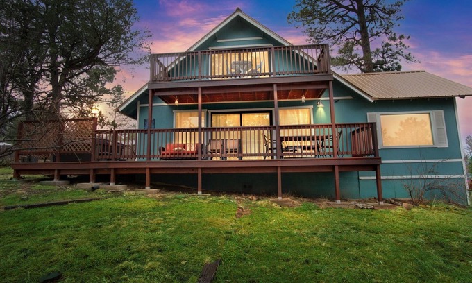 Ruidoso House | Hummingbird Haven - Charming Ruidoso Retreat by RedAwning