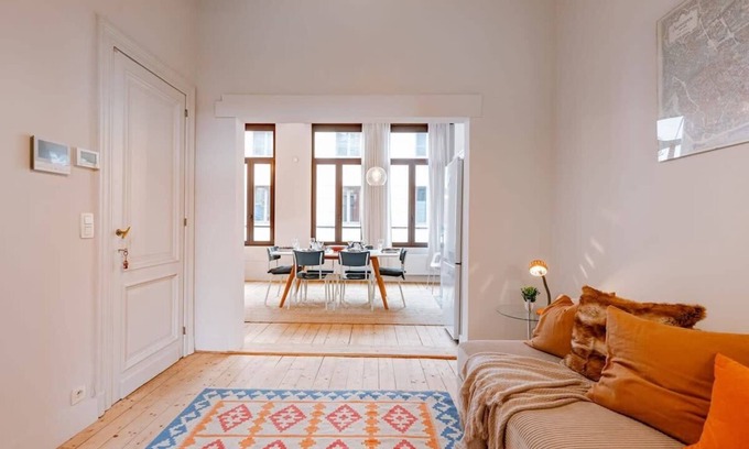 University District House | Huswell - Charming mansion in vibrant Antwerp