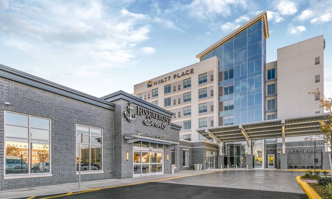 Riverfront Hotel | Hyatt Place Wilmington Riverfront