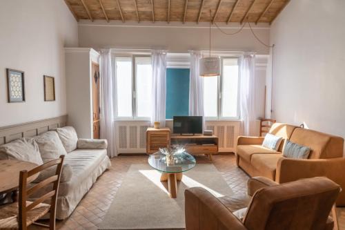 Avignon City Centre Apartment | HYPERCENTRE 10 MIN DE LA GARE D'AVIGNON - Appartement charmant et lumineux