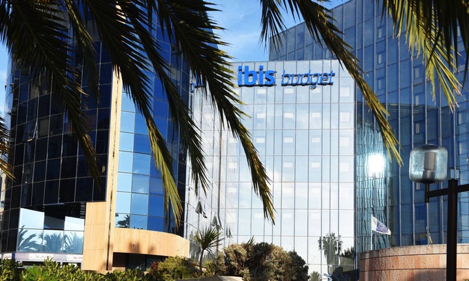 L'Arenas Hotel | ibis budget Nice Aeroport Promenade des Anglais