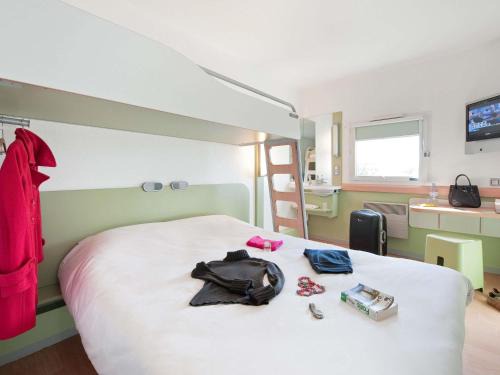 Poitiers Hotel | ibis budget Poitiers Sud