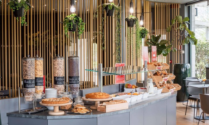 Campi Bisenzio Hotel | ibis Firenze Prato Est