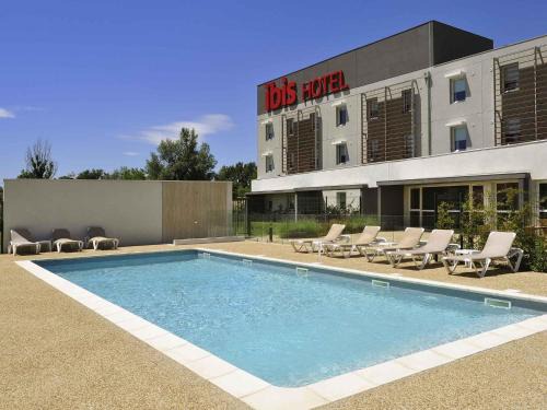 Istres Hotel | ibis Istres Trigance