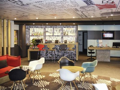 5th Arrondissement Hotel | ibis Marseille Timone