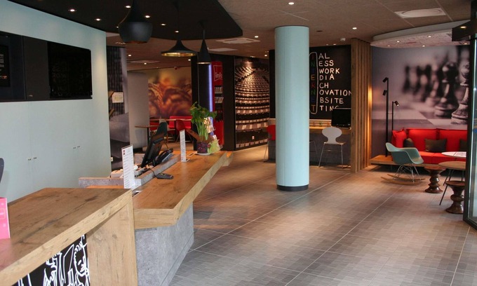 Montceau-les-Mines Hotel | Ibis Montceau Les Mines