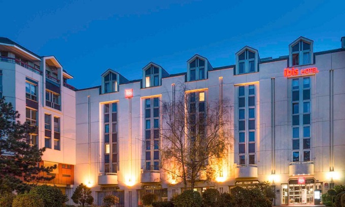 Madeleine-Champ de Mars Hotel | ibis Nantes Centre Gare Sud