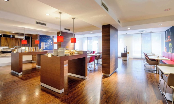 Leinfelden-Echterdingen Hotel | ibis Stuttgart Airport Messe