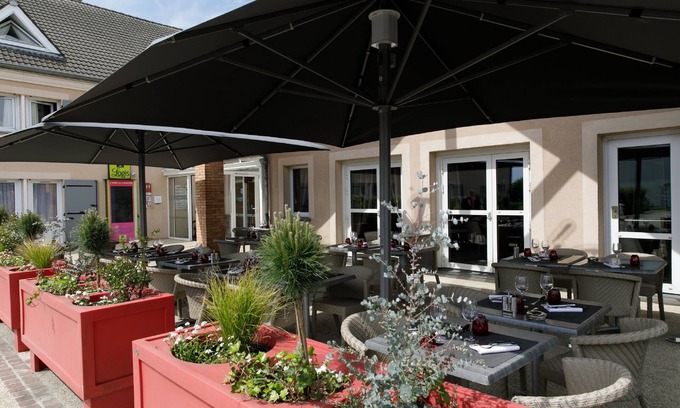 Barjouville Hotel | ibis Styles Chartres Sud Barjouville