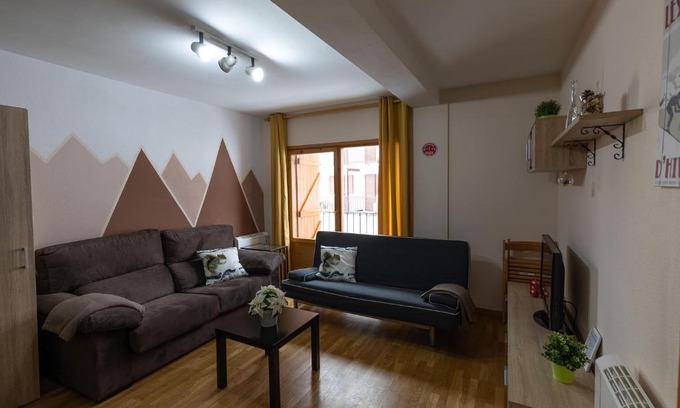 Formigal Apartment | IBON - sencillo y con wifi BY PIRINEOS360