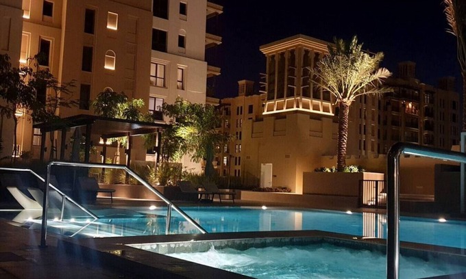 Umm Suqeim 3 Apartment | Iconic Views Apt With Balcony Close to the Beach