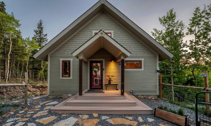 Idaho Springs Cabin | Idaho Springs Dream Cabin – Cozy Seclusion with Gorgeous Mountain Backdrop