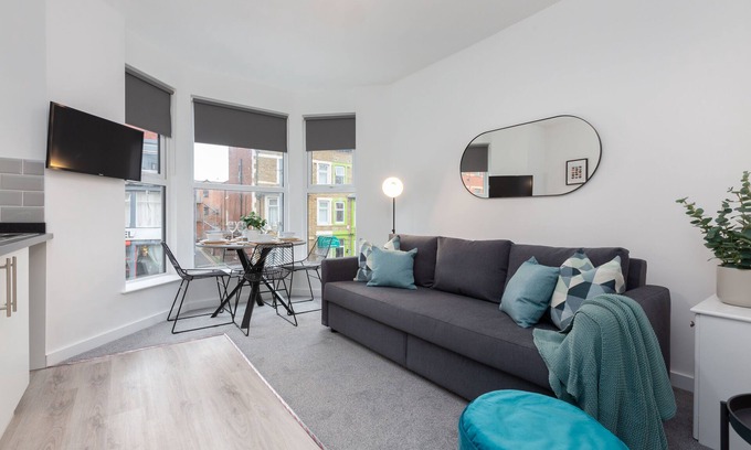 Blackpool Town Center Apartment | Ideal family apartment, central location, close to local attractions