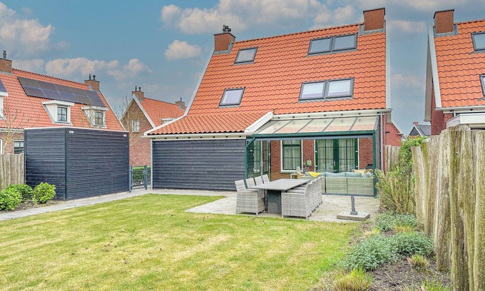 Colijnsplaat House | Ideal house for a family or friends weekend