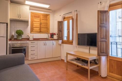 Old Town Apartment | Ideal parejas, casco antiguo, nuevo y tranquilo