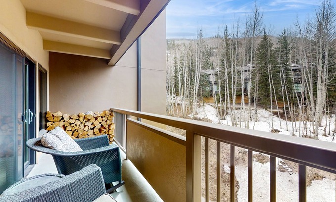Vail Condo | Ideally located condo with pool & hot tub, next to Vail Golf Club/Nordic Center