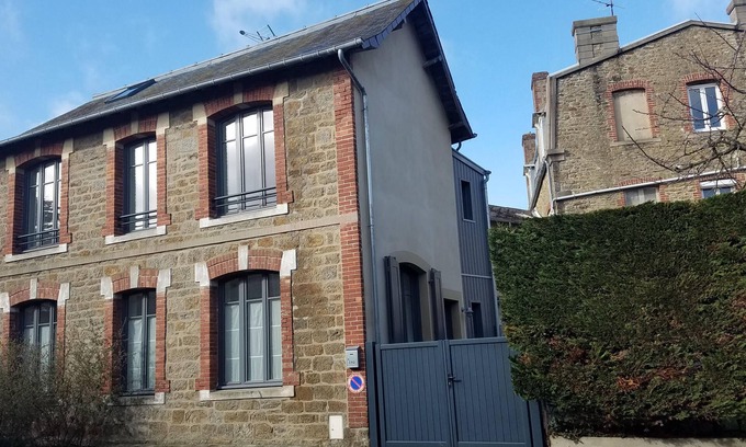 Saint-Lunaire Villa | Ideally located family villa