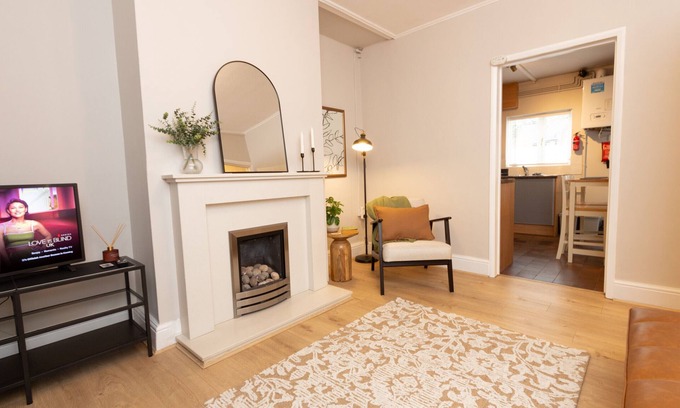Chester Apartment | Idyllic 1 Bed Apt in Beautiful Village of Chester
