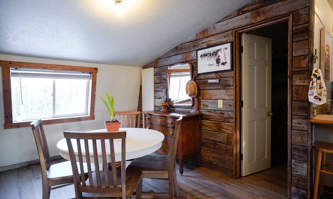 Driggs Apartment | Idyllic apartment near the Tetons and Yellowstone