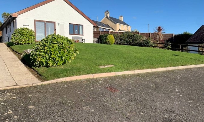 Mynytho House | Idyllic holiday near Abersoch