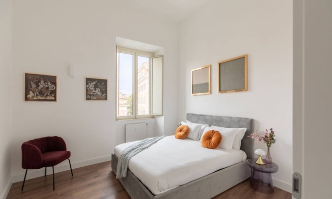 Rione V Ponte Apartment | iFlat | Magnificent Central Apartment