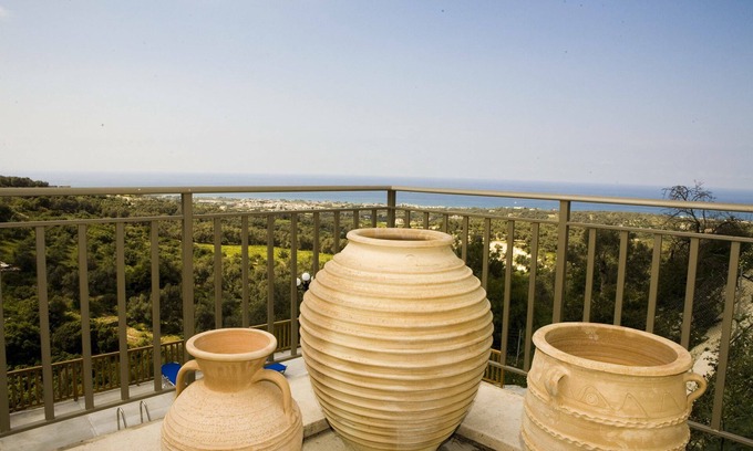 Maroulas Villa | IGreat Escape villas suitability for family's - very clean friendly to all
