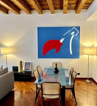 Vicenza Apartment | Il Portico. Charm apartment, Vicenza downtown.