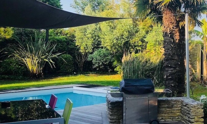 Saint-Georges-d'Oleron House | Ile D'Oleron: Magnificent architect-designed villa with swimming pool