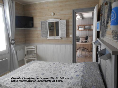 Saint-Martin-de-Re House | ILE DE RE, LA DANAE, VELOS, WIFI, POSSIBILITE CUISINE, LINGE, PARKING gratuit