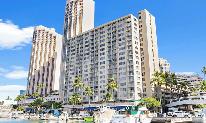 Waikiki Condo | Ilikai Marina @6FL Ocean View and Marina, Renovated