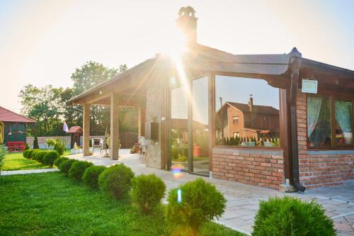 Central Serbia House | Imanje NAŠA PRIČA