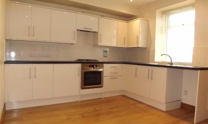 Padiham Apartment | IMMACULATE 2 BEDROOM HOUSE modern