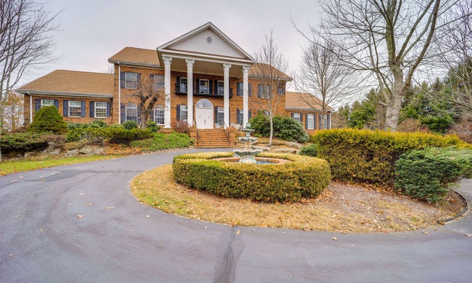 Boone Villa | Immaculate Boone Villa w/Entertainment Lounge!